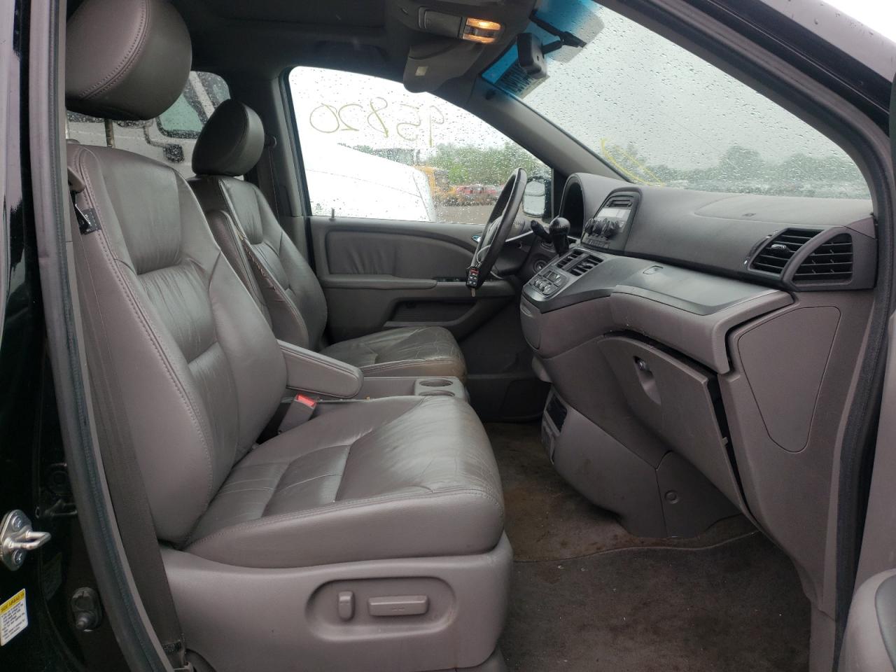 Photo 5 from auction – 2010 HONDA ODYSSEY with VIN 5FNRL3H75AB113317