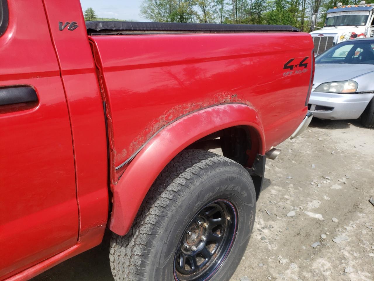 Photo 9 from auction – 2000 NISSAN FRONTIER C with VIN 1N6ED27Y9YC436614