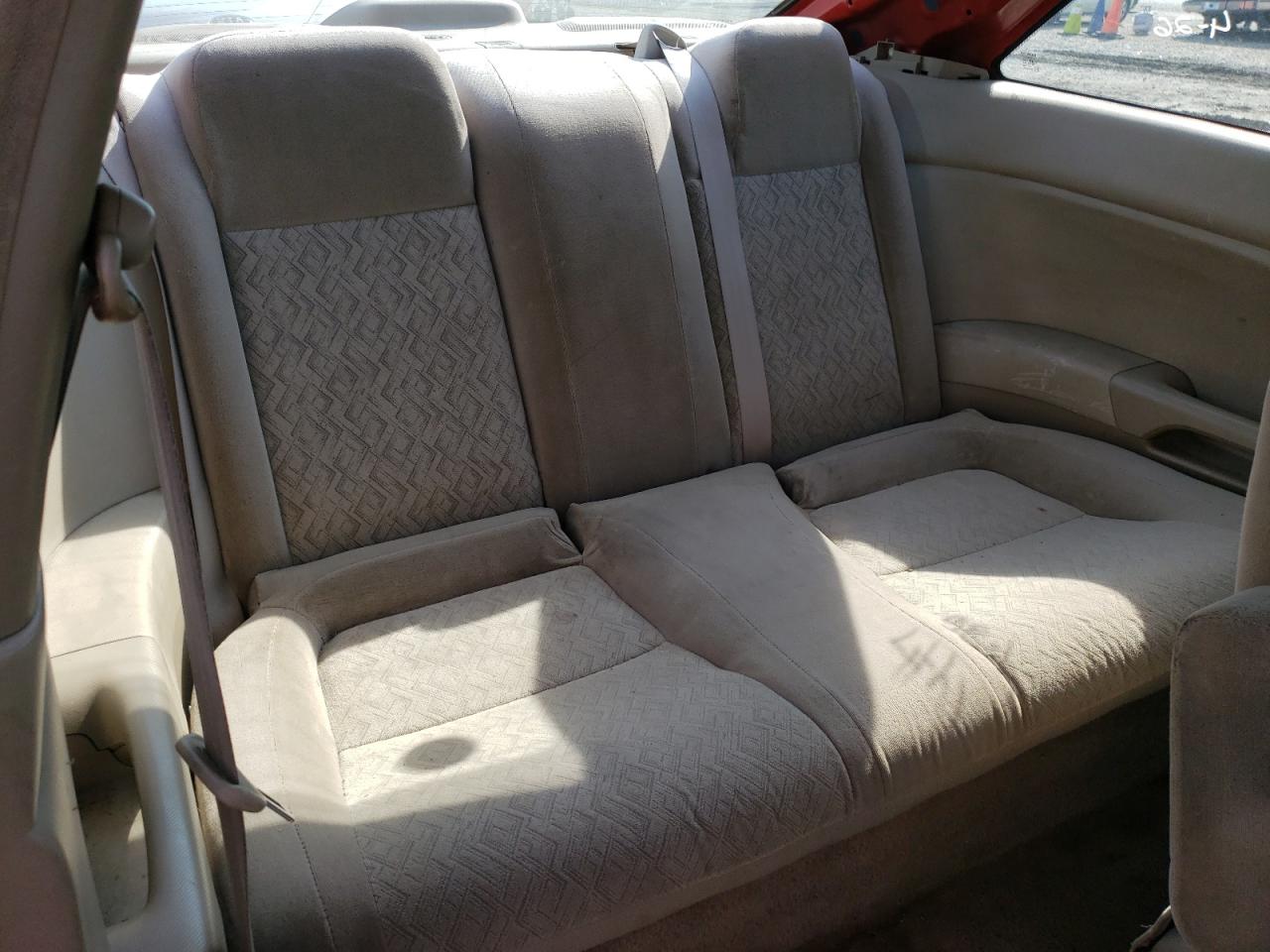 Photo 6 from auction – 2002 HONDA CIVIC LX with VIN 1HGEM21552L062710