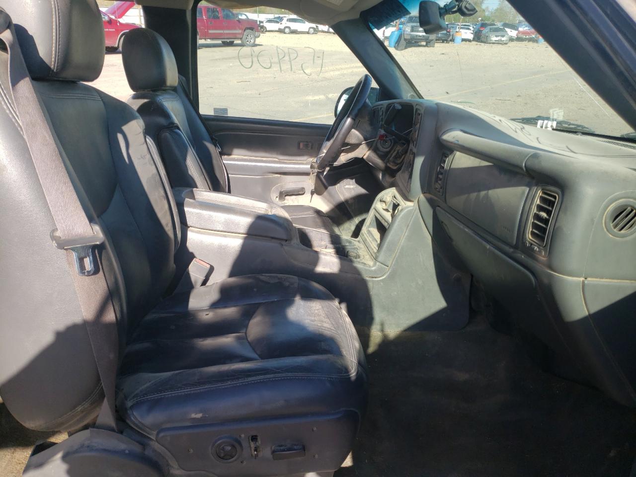 Photo 5 from auction – 2005 GMC NEW SIERRA with VIN 1GTEK19B35Z289579