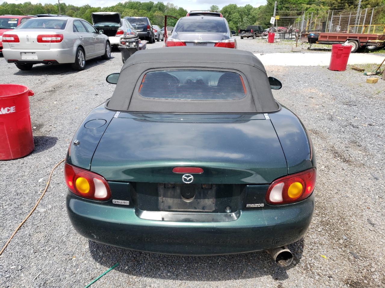 Photo 6 from auction – 2000 MAZDA MX-5 MIATA with VIN JM1NB3532Y0146948