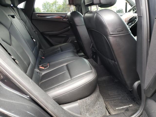 Photo 6 from auction – 2018 PORSCHE MACAN with VIN WP1AA2A53JLB07632