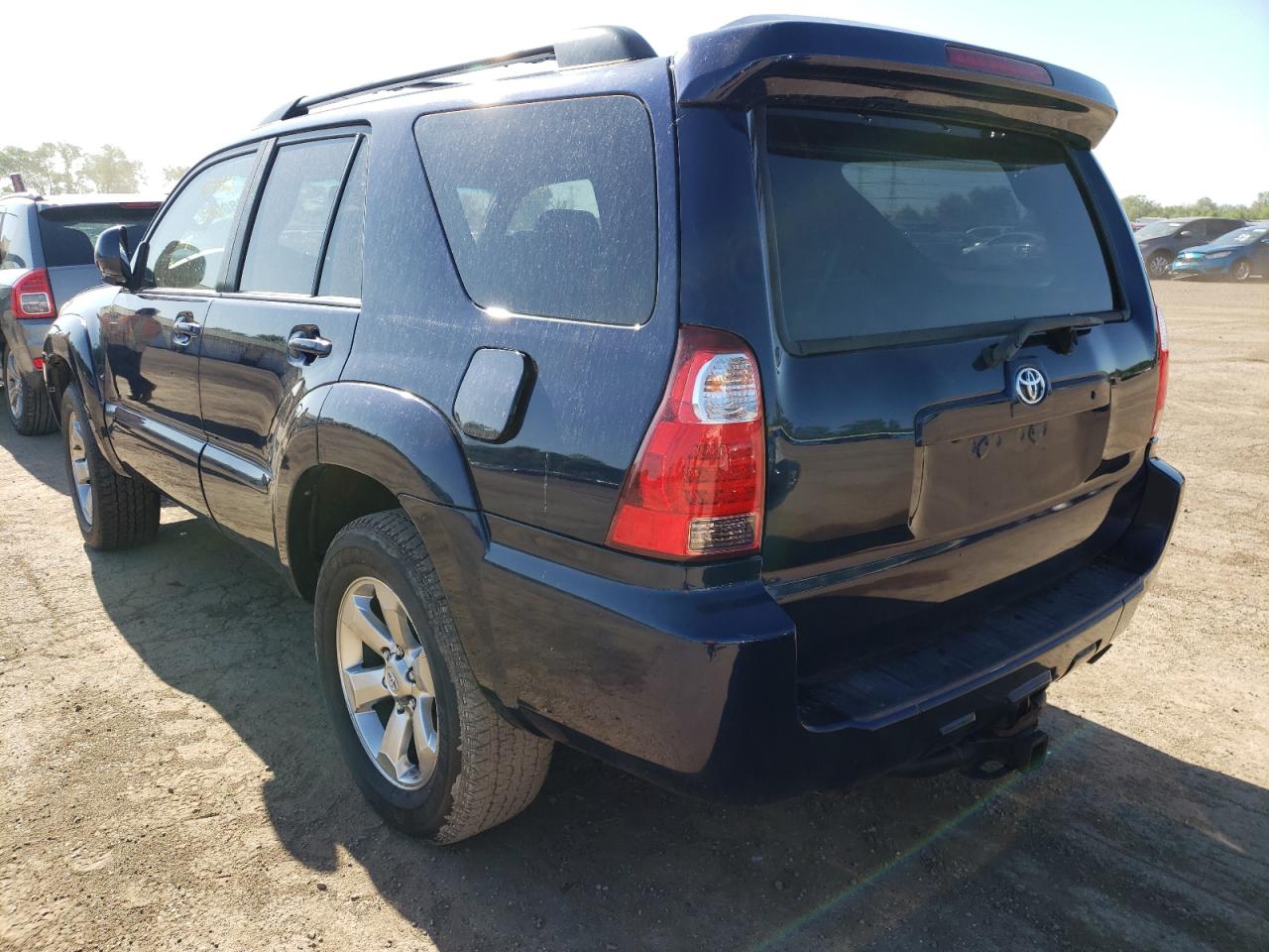 Photo 3 from auction – 2007 TOYOTA 4RUNNER LI with VIN JTEBT17R578042052