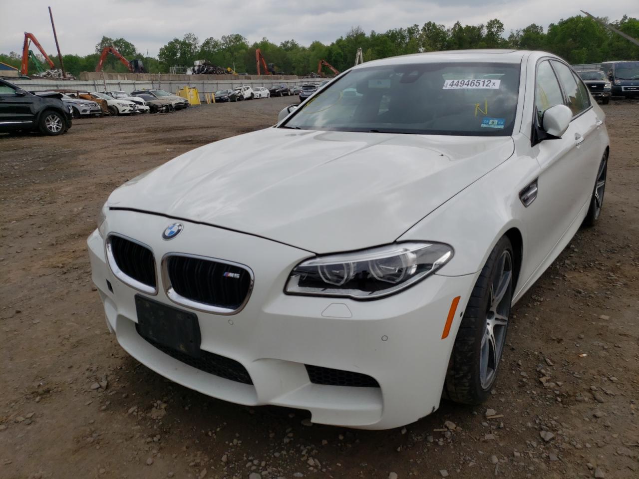 Photo 2 from auction – 2015 BMW M5 with VIN WBSFV9C51FD595121