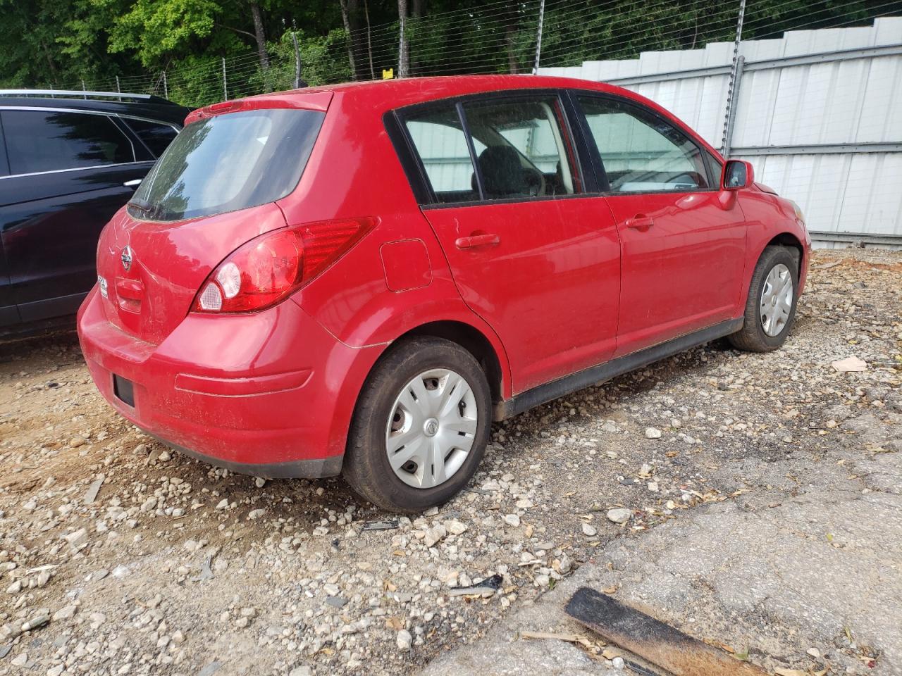 Photo 4 from auction – 2010 NISSAN VERSA S with VIN 3N1BC1CP9AL380882