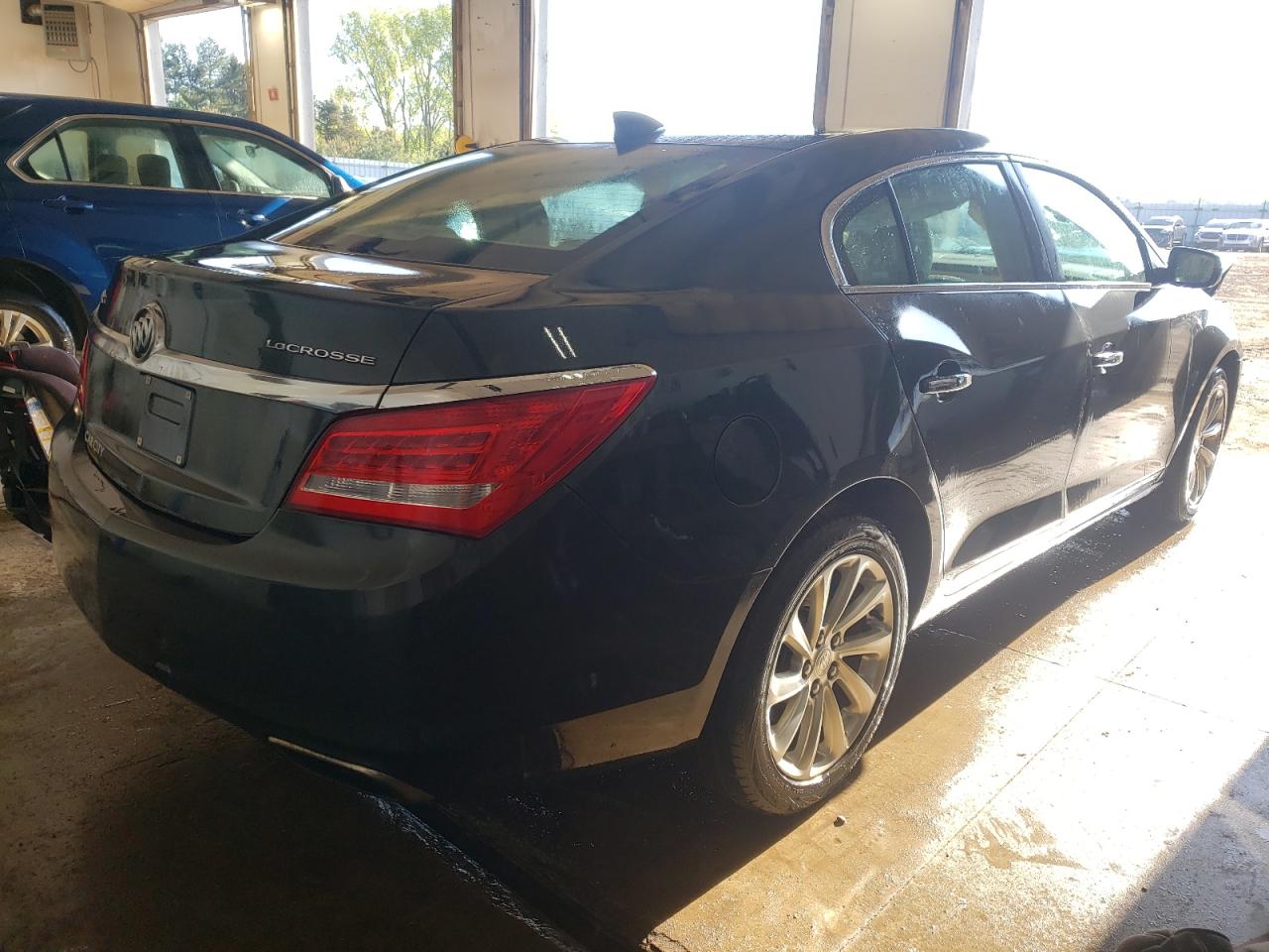 Photo 4 from auction – 2015 BUICK LACROSSE with VIN 1G4GA5G30FF268847
