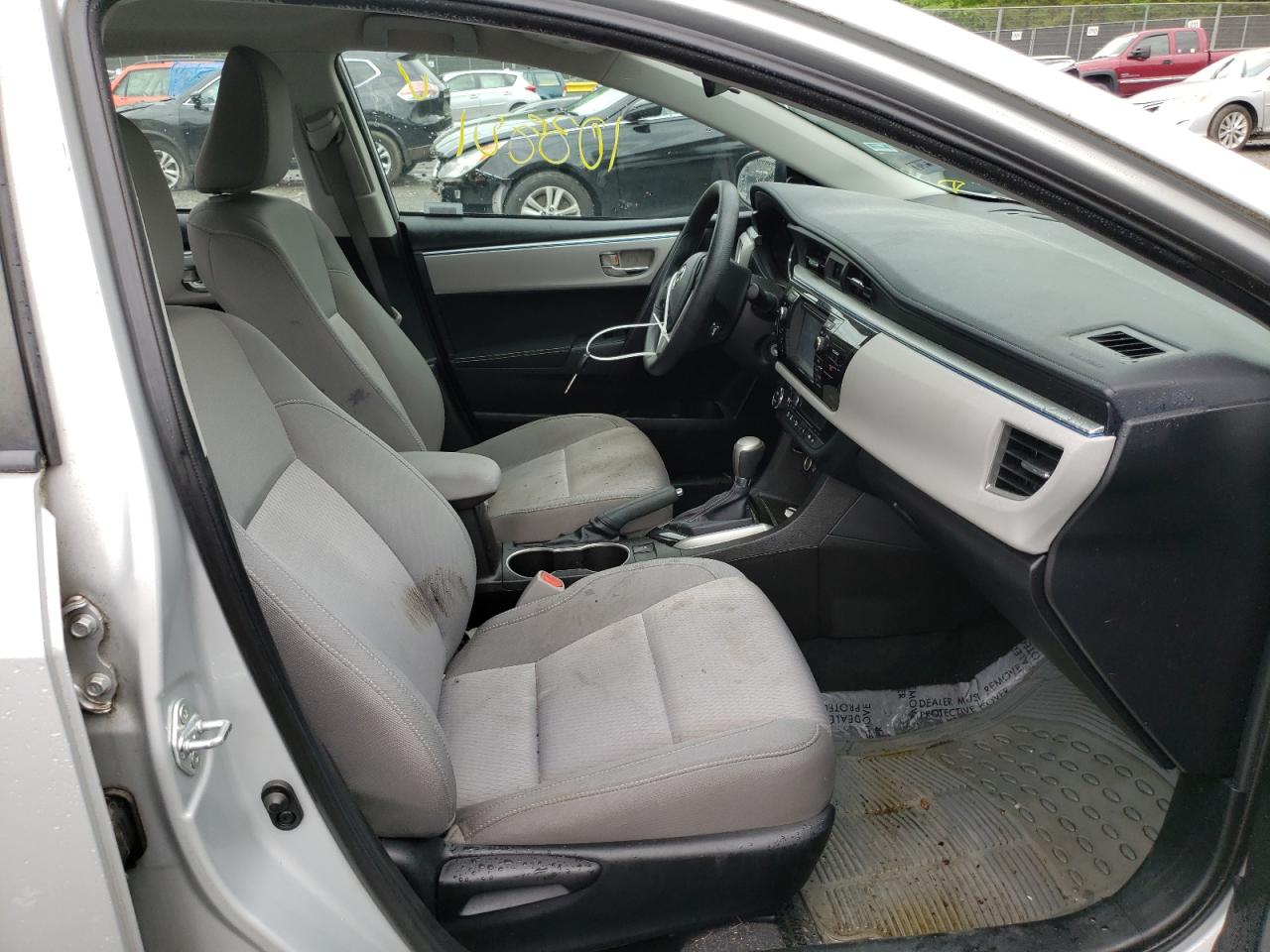 Photo 5 from auction – 2014 TOYOTA COROLLA LE with VIN 5YFBURHE0EP087302