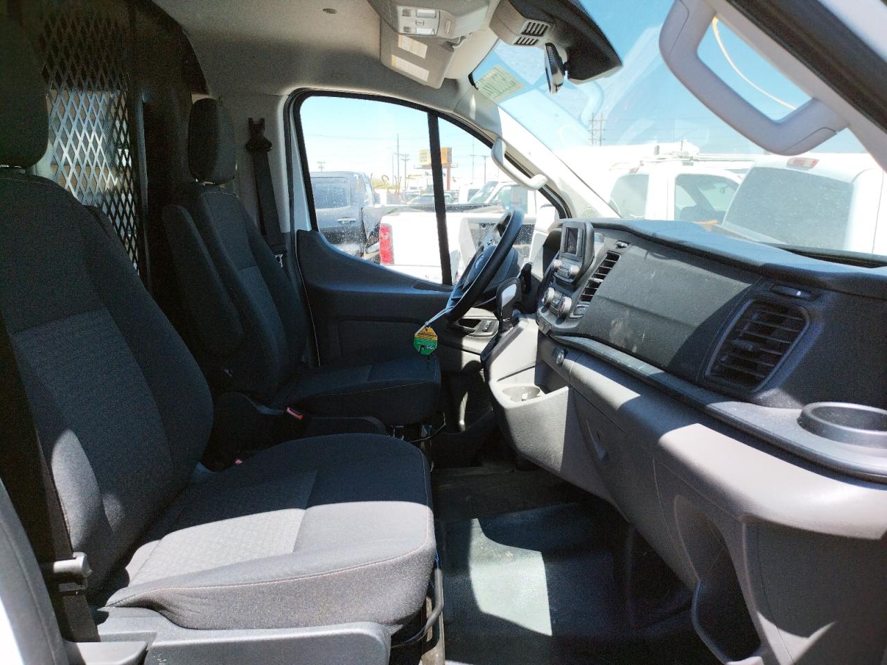 Photo 5 from auction – 2021 FORD TRANSIT T- with VIN 1FTBR1Y86MKA70448