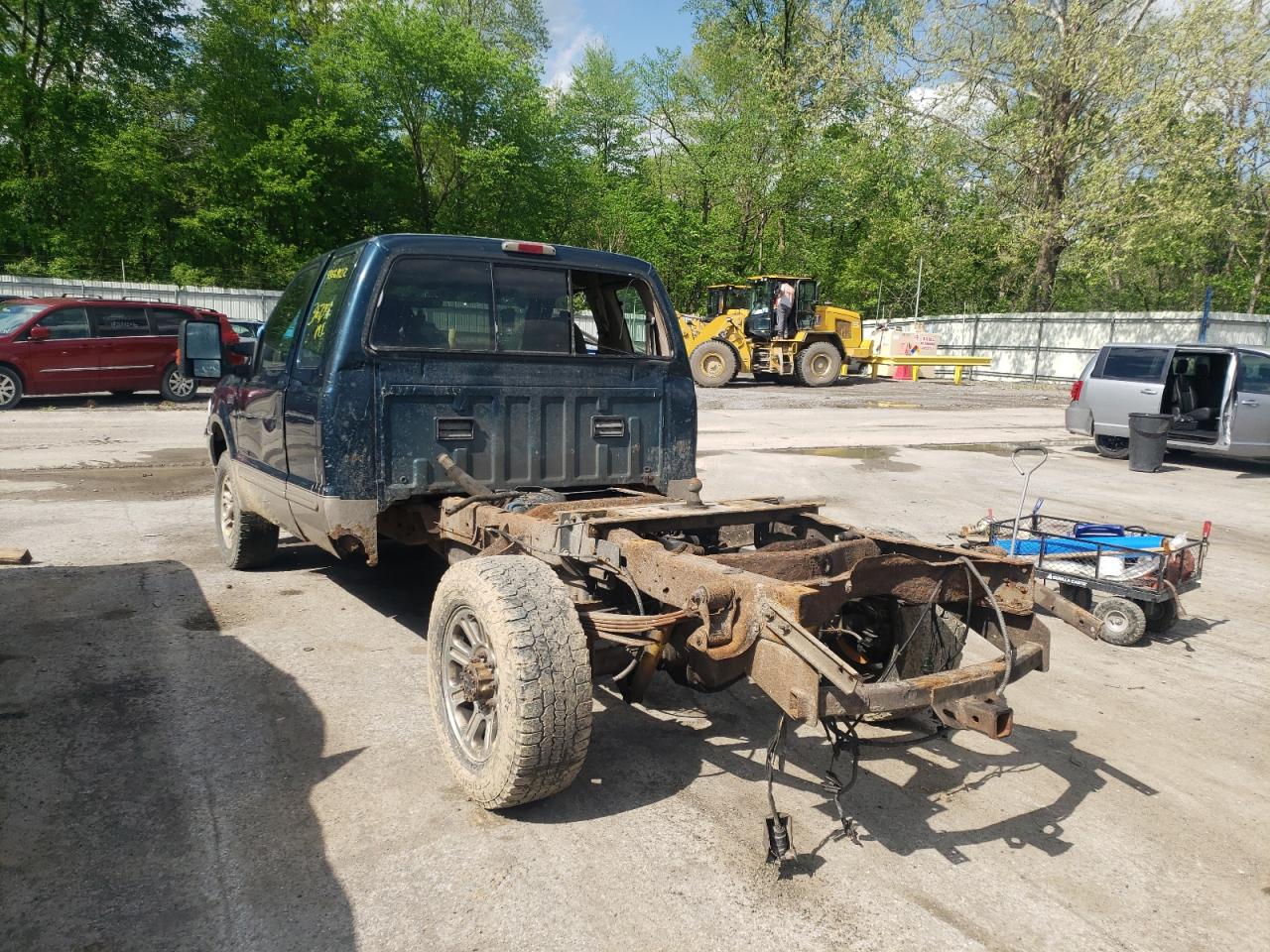 Photo 3 from auction – 1999 FORD F250 SUPER with VIN 1FTNX21F7XEE04071