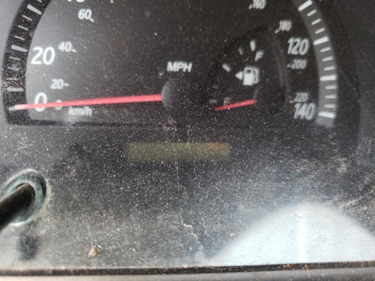 Photo 8 from auction – 2002 TOYOTA CAMRY LE with VIN 4T1BF30K02U001070