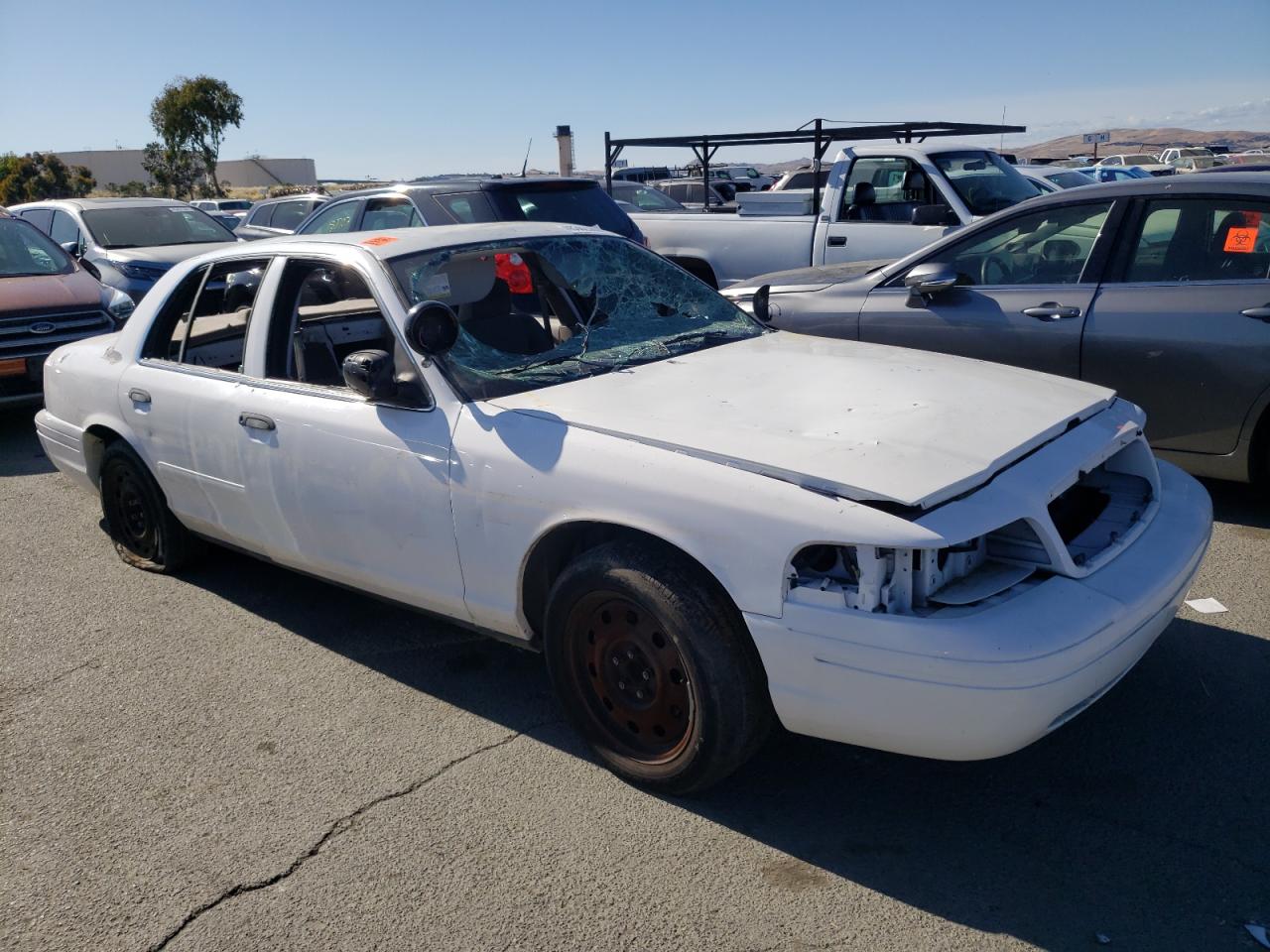 Photo 1 from auction – 2006 FORD CROWN VICT with VIN 2FAFP71W66X121598