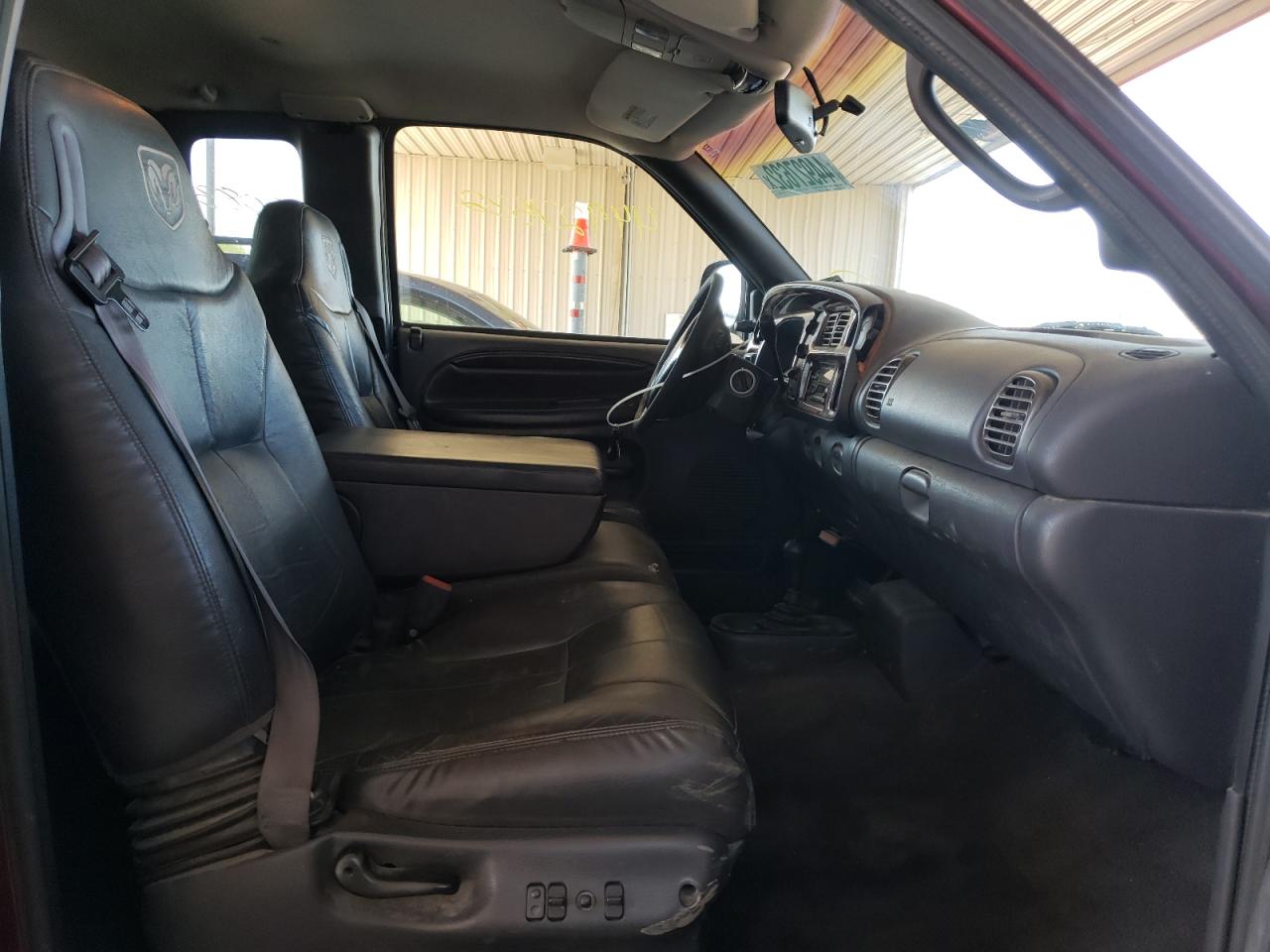 Photo 5 from auction – 2001 DODGE RAM 2500 with VIN 1B7KF236X1J187472