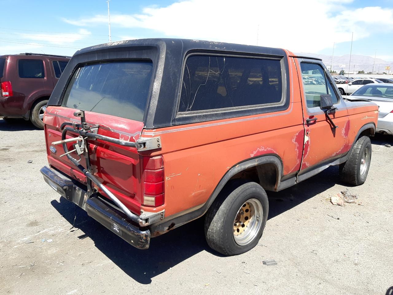 Photo 4 from auction – 1982 FORD BRONCO U10 with VIN 1FMEU15GXCLA53048