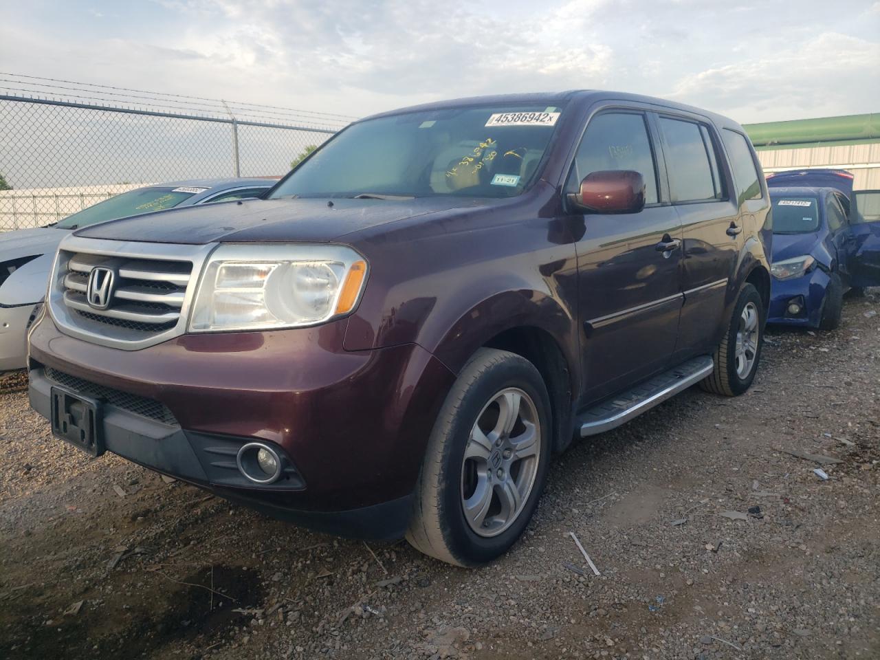 Photo 2 from auction – 2014 HONDA PILOT EXL with VIN 5FNYF3H55EB001320