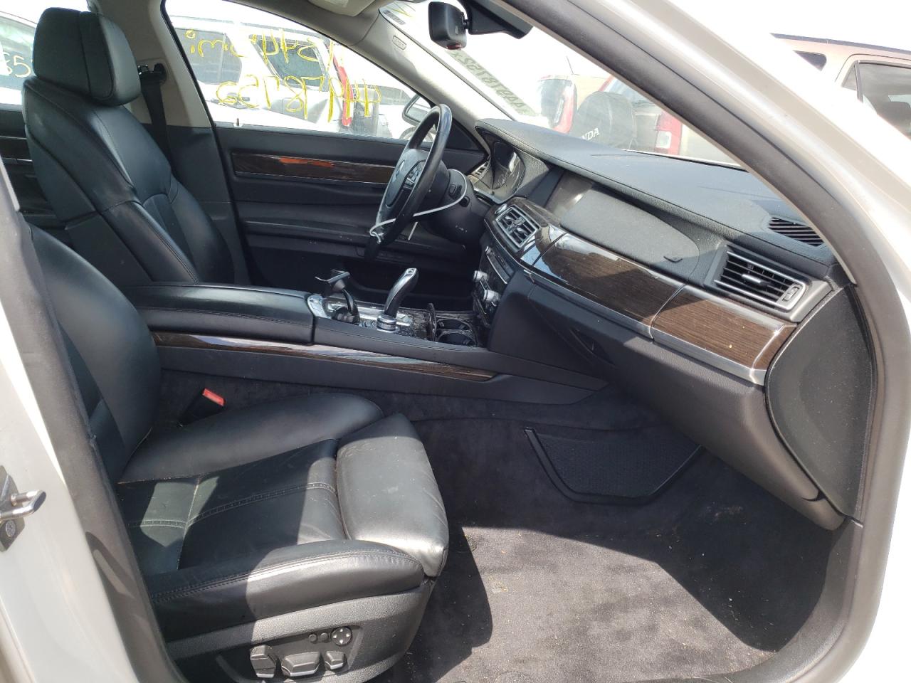 Photo 5 from auction – 2009 BMW 750 LI with VIN WBAKB83599CY60769