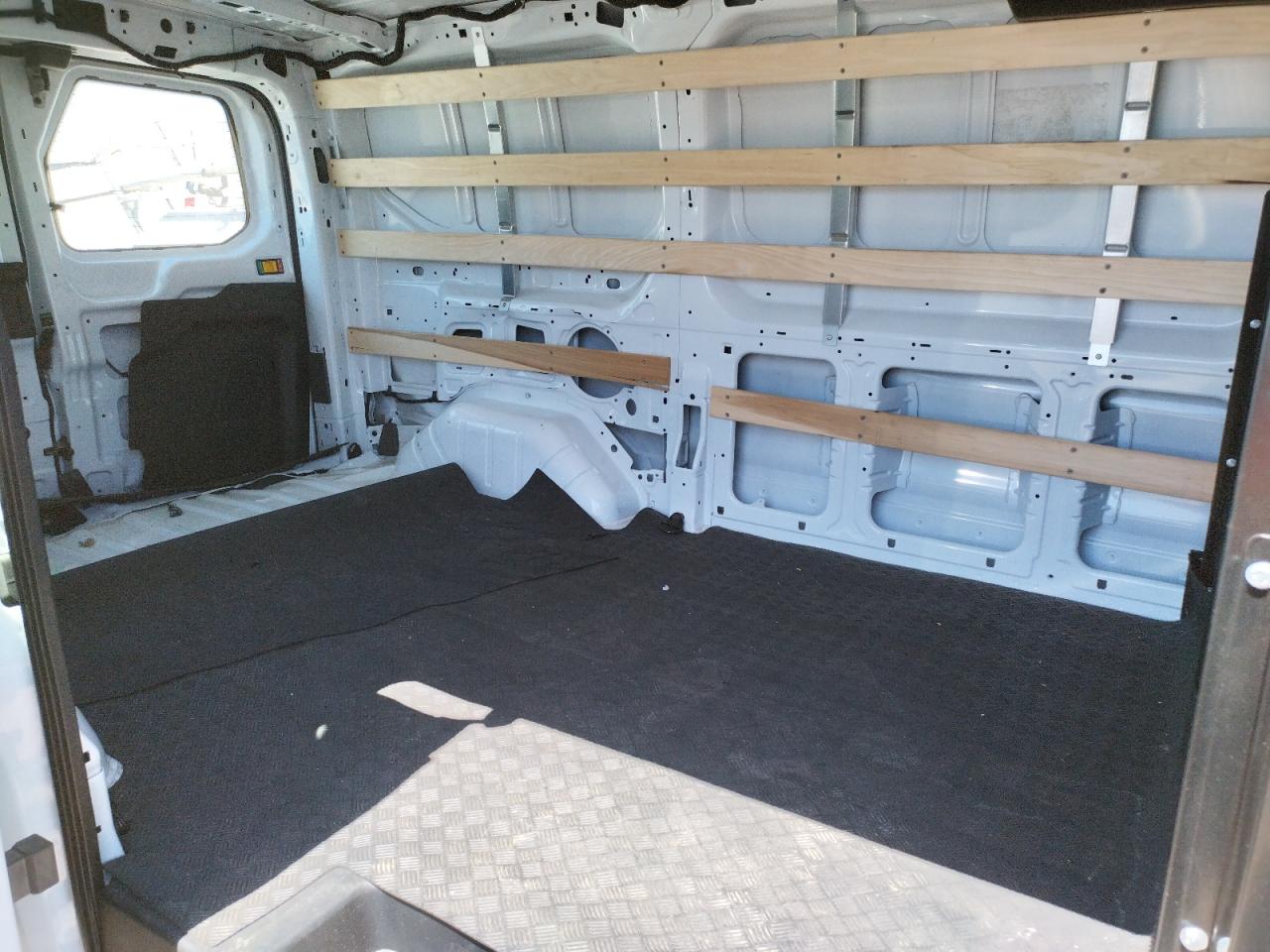 Photo 6 from auction – 2021 FORD TRANSIT T- with VIN 1FTBR1Y86MKA70448