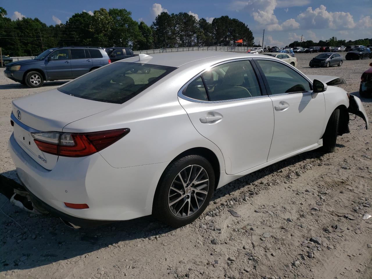 Photo 4 from auction – 2016 LEXUS ES 350 with VIN JTHBK1GG2G2241485