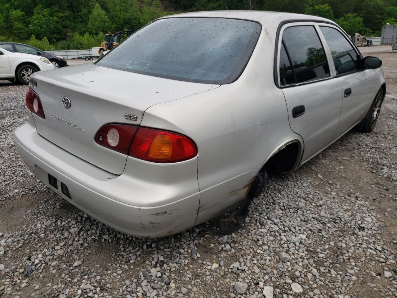 Photo 4 from auction – 2001 TOYOTA COROLLA CE with VIN 2T1BR12E01C500194
