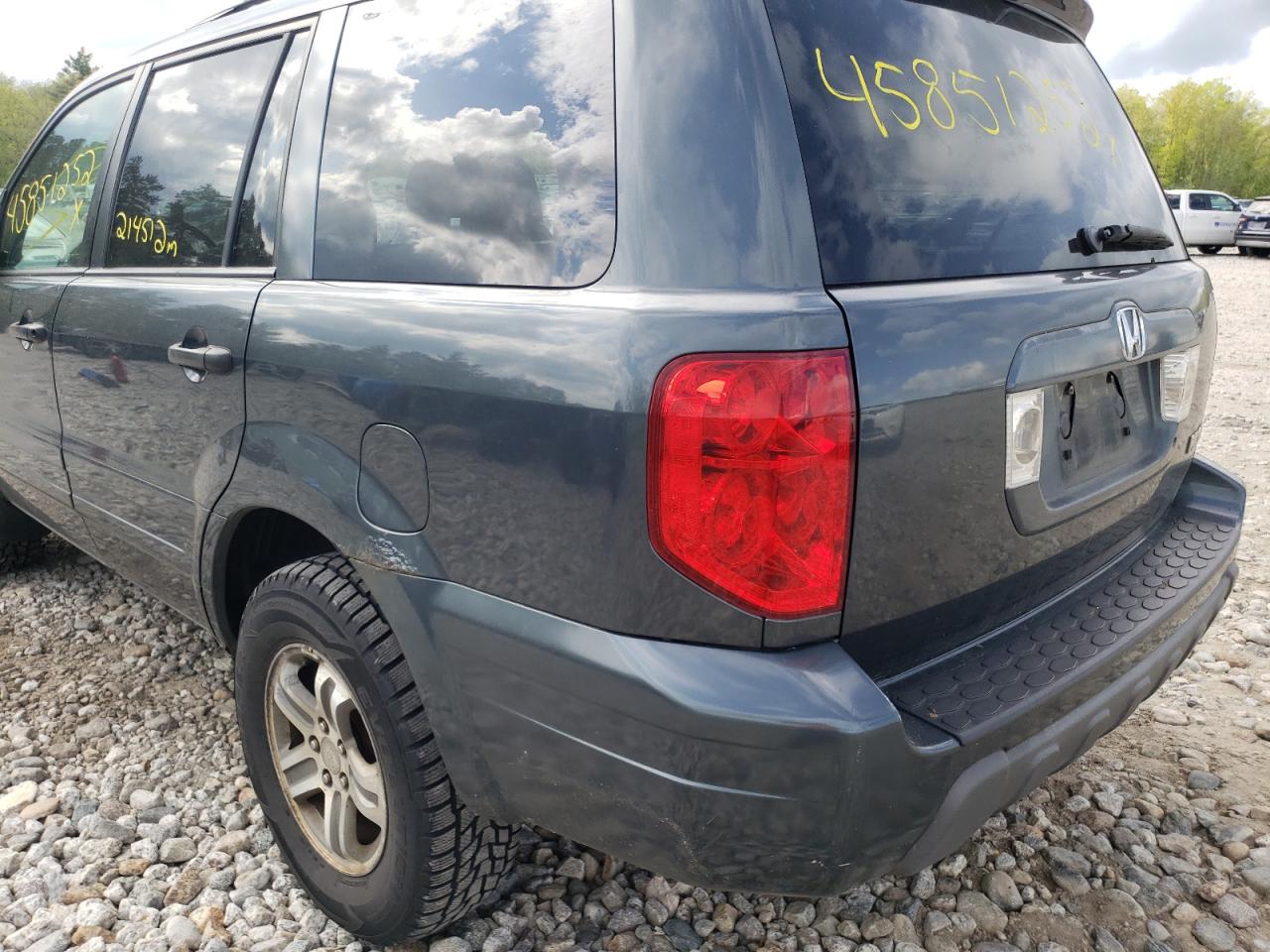 Photo 9 from auction – 2004 HONDA PILOT with VIN 2HKYF18794H587137