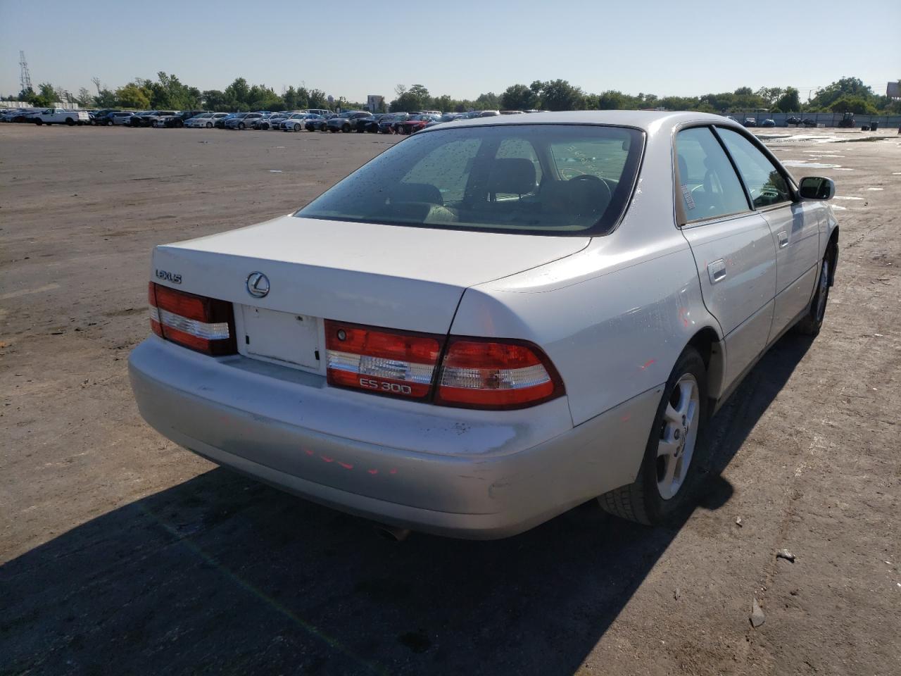 Photo 4 from auction – 2001 LEXUS ES 300 with VIN JT8BF28G910307476