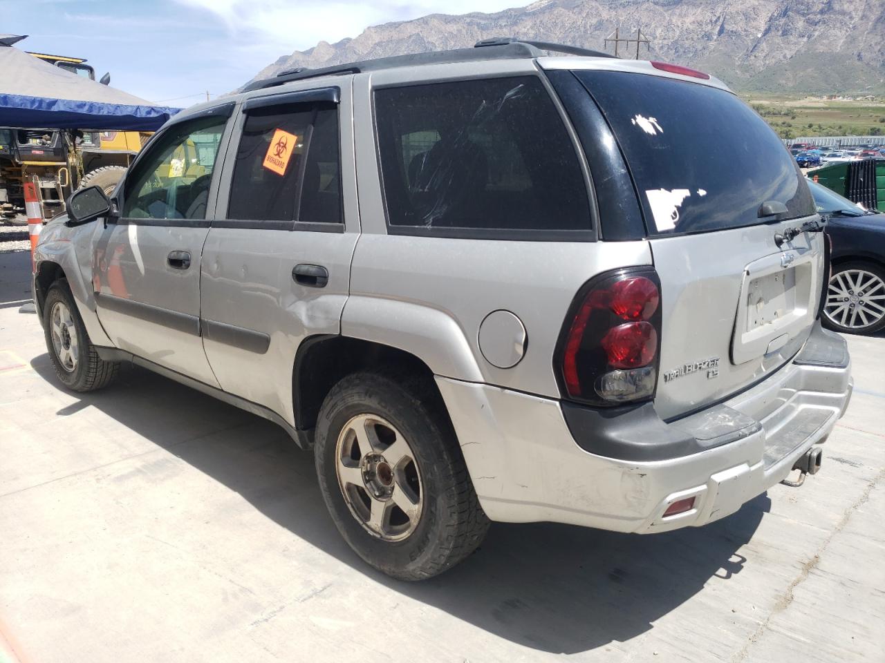 Photo 16 from auction – 2005 CHEVROLET TRAILBLAZE with VIN 1GNDT13S752226857