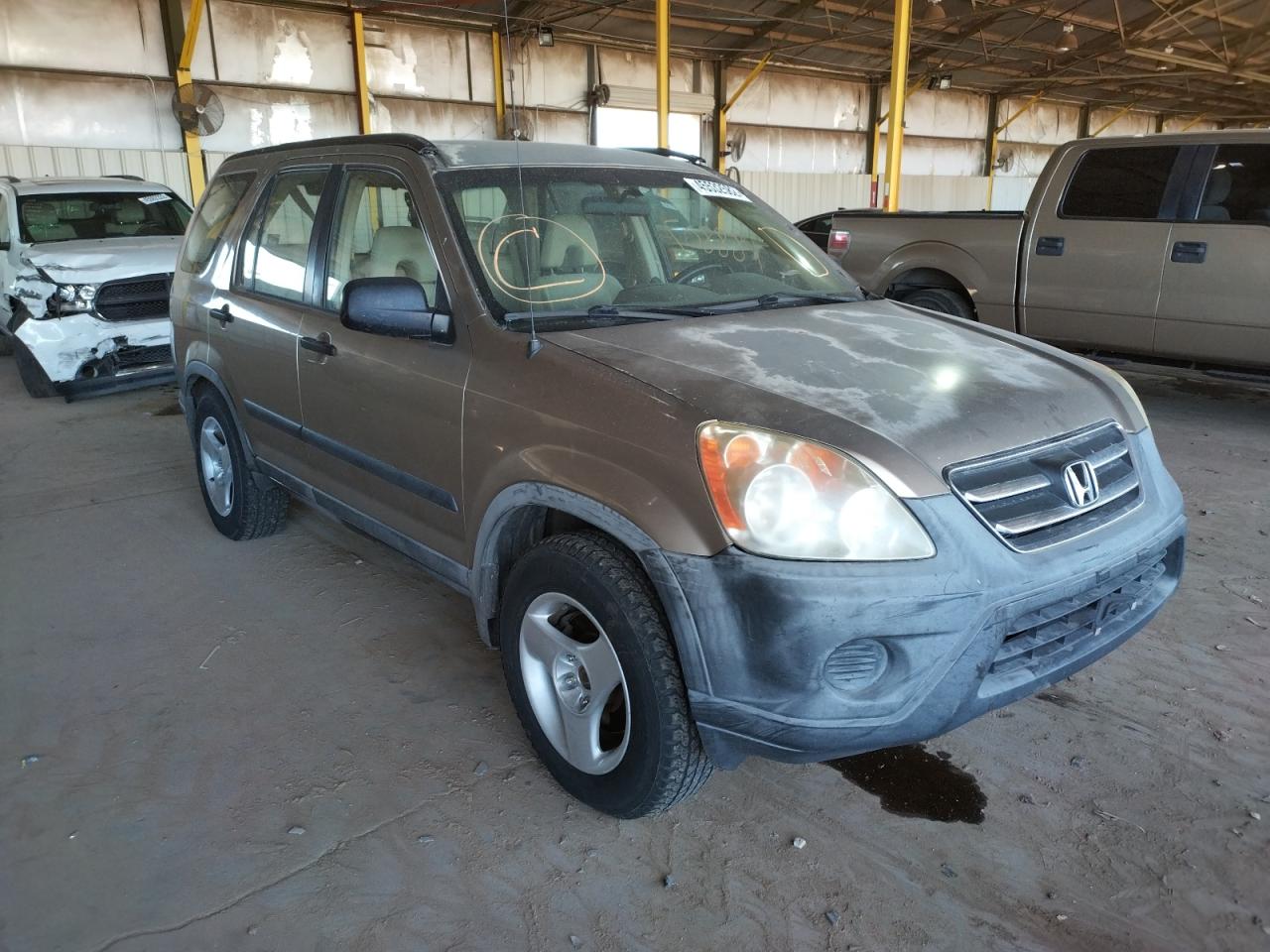 HONDA CR-V LX 2005 with VIN JHLRD68535C003224 - Photo from auction