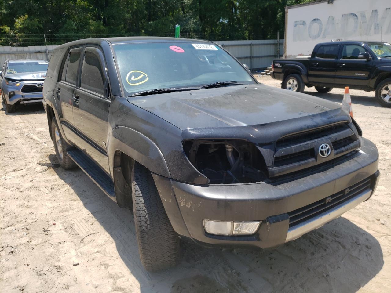 TOYOTA 4RUNNER SR 2004 with VIN JTEZU14RX40033079 - Photo from auction