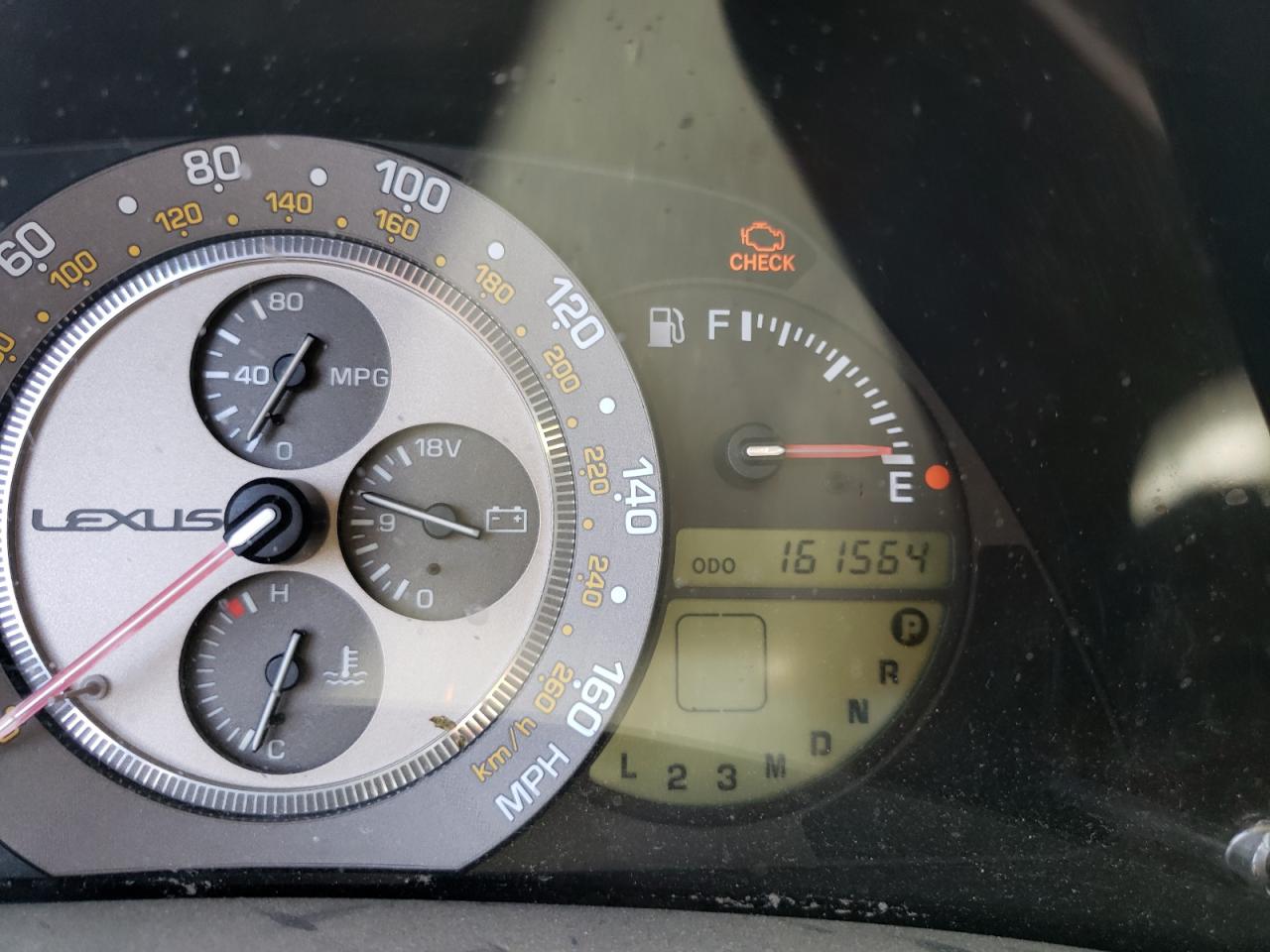 Photo 8 from auction – 2002 LEXUS IS 300 with VIN JTHBD192420062624