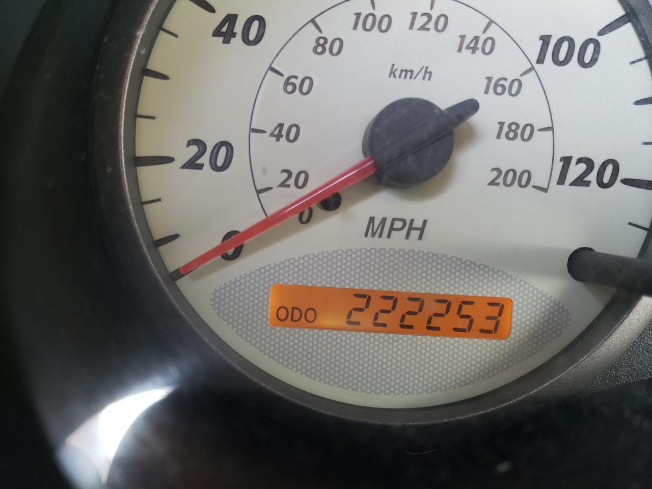 Photo 8 from auction – 2004 TOYOTA RAV4 with VIN JTEHH20V030246243