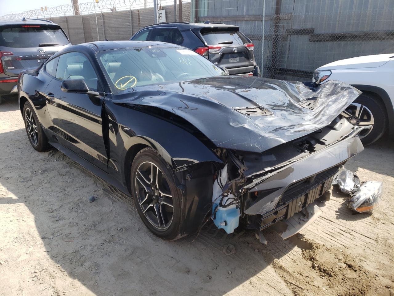 FORD MUSTANG 2022 with VIN 1FA6P8TH5N5106921 - Photo from auction