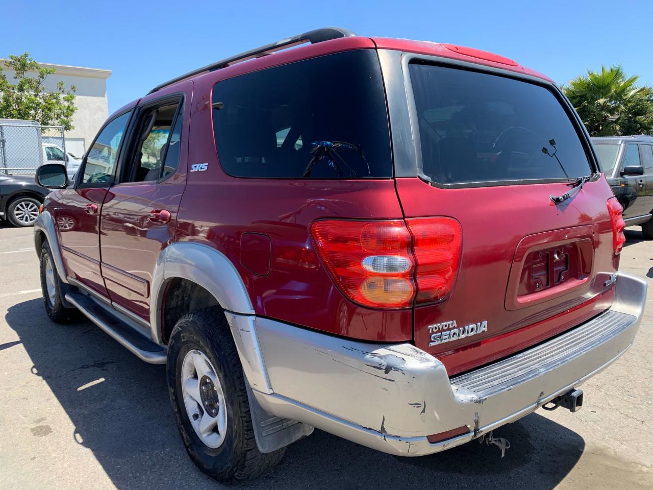 Photo 3 from auction – 2002 TOYOTA SEQUOIA SR with VIN 5TDZT34A22S122958