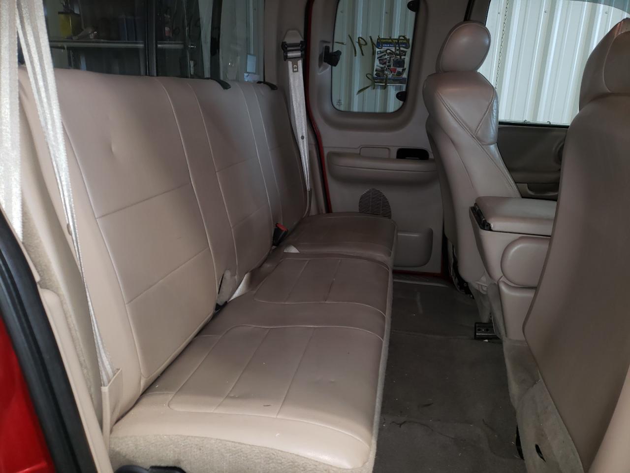 Photo 6 from auction – 2002 FORD F150 with VIN 2FTRX18L02CA10384