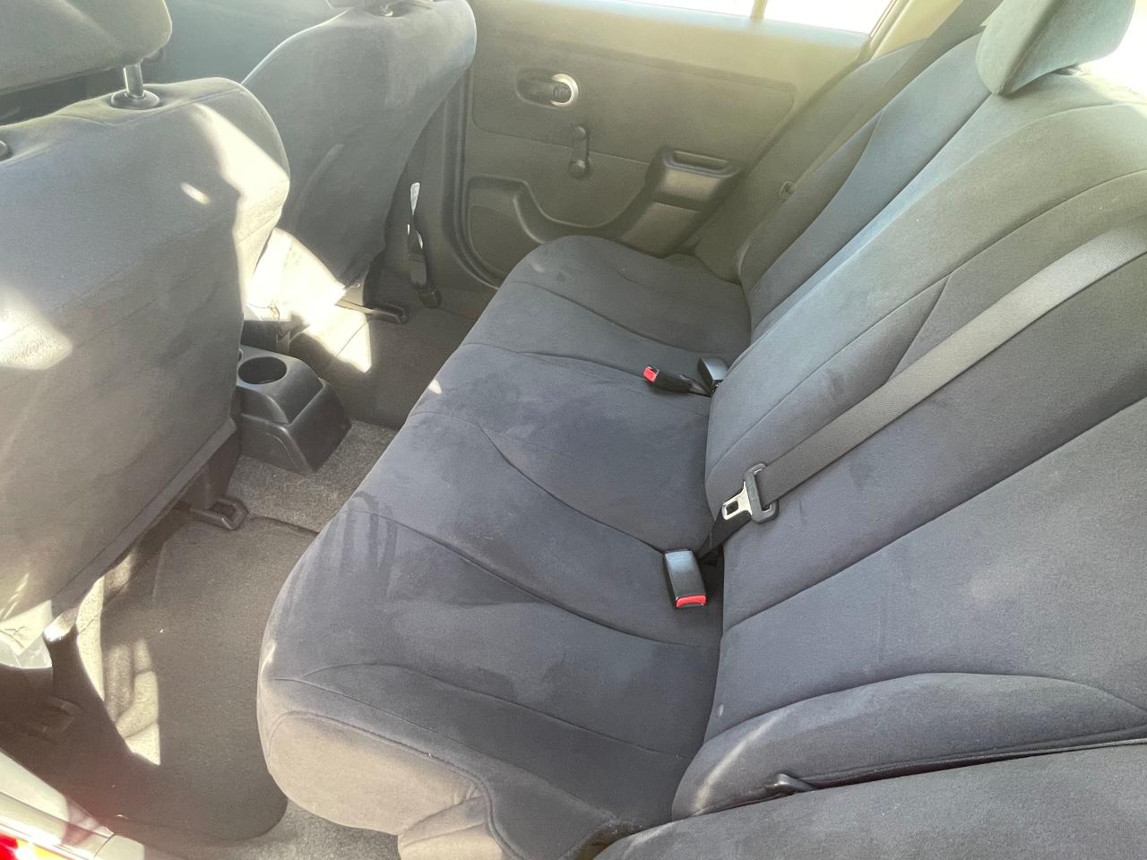Photo 6 from auction – 2009 NISSAN VERSA S with VIN 3N1BC13E89L388126