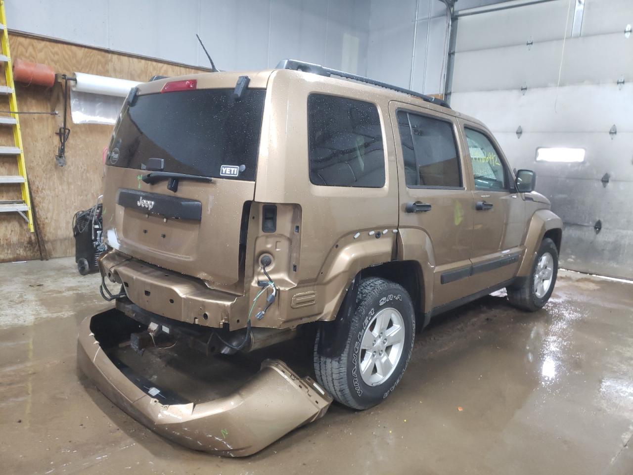 Photo 4 from auction – 2012 JEEP LIBERTY SP with VIN 1C4PJMAK1CW137615