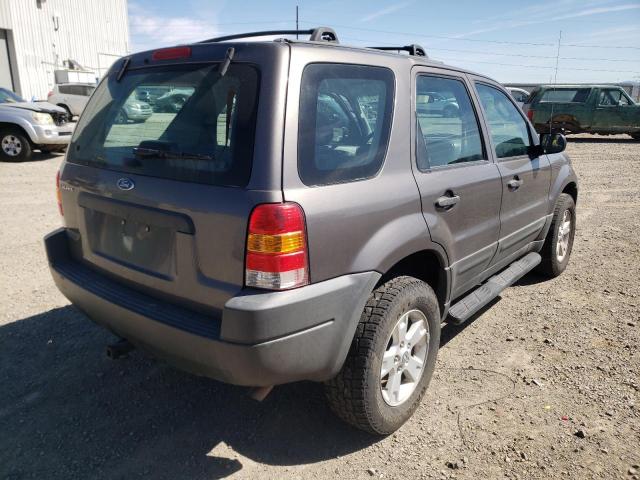 Photo 4 from auction – 2003 FORD ESCAPE XLS with VIN 1FMYU92193KD39636