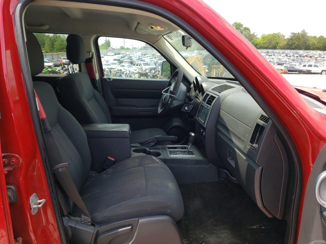 Фото 5 с аукциона – 2011 DODGE NITRO HEAT с VIN 1D4PU4GK3BW576783