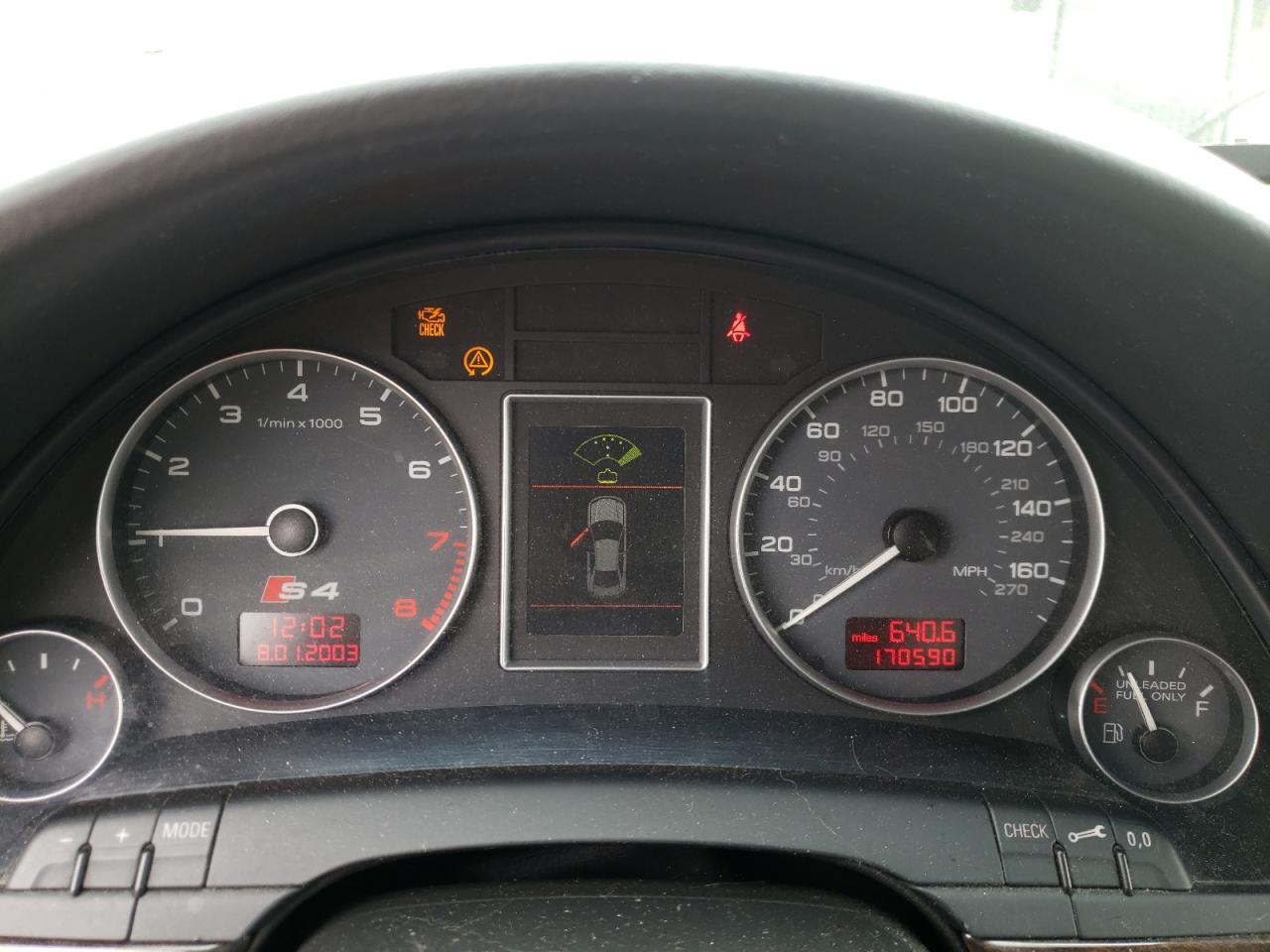 Photo 8 from auction – 2004 AUDI S4 with VIN WAUPL68E44A178242