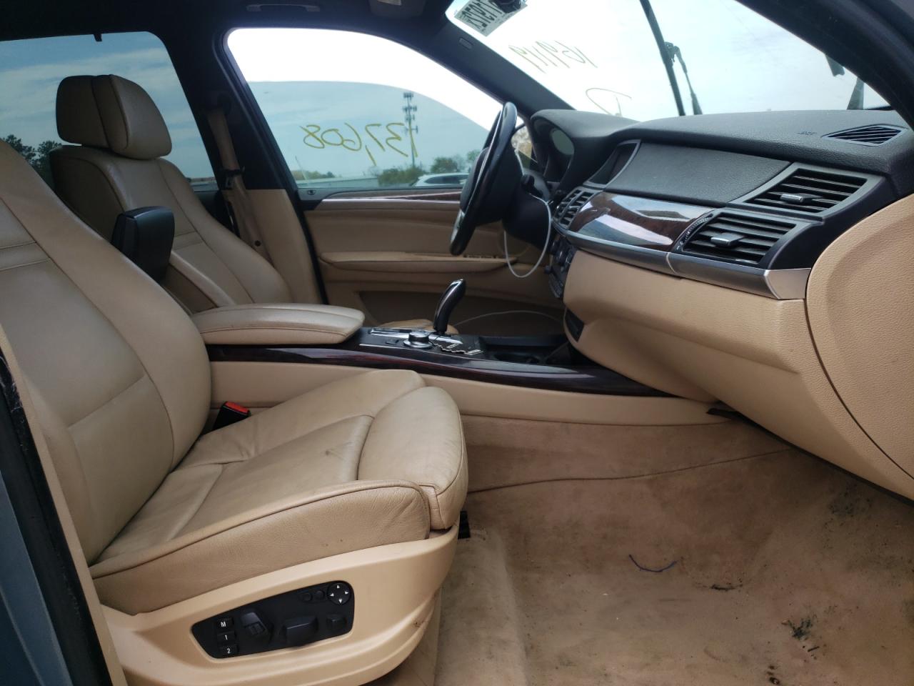 Photo 15 from auction – 2009 BMW X5 XDRIVE4 with VIN 5UXFE83579L169119