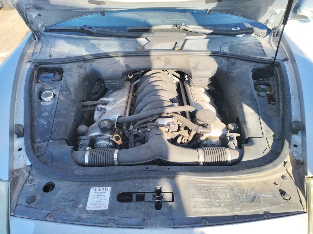 Photo 7 from auction – 2004 PORSCHE CAYENNE S with VIN WP1AB29P64LA71779