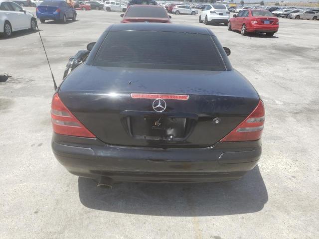 Photo 6 from auction – 2000 MERCEDES-BENZ SLK 230 KO with VIN WDBKK47FXYF166313