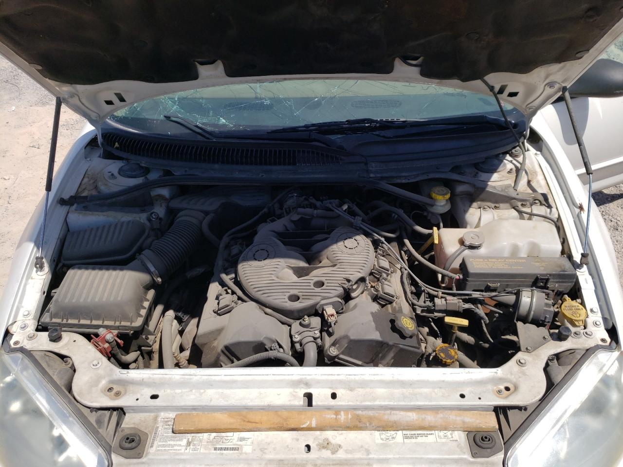 Photo 7 from auction – 2002 DODGE INTREPID S with VIN 2B3HD46R82H252907
