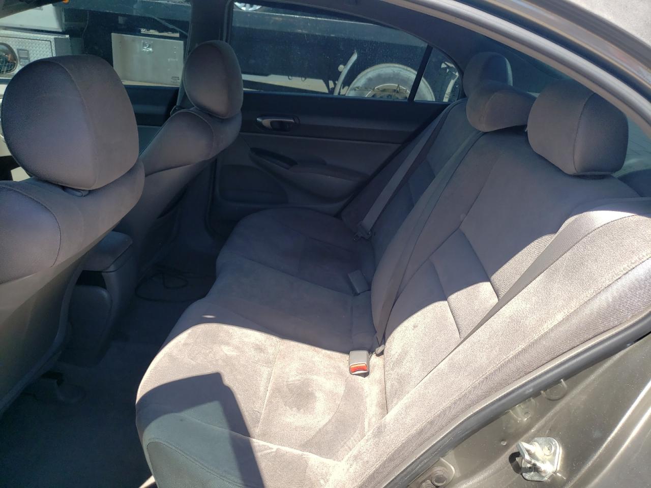Photo 6 from auction – 2007 HONDA CIVIC LX with VIN 2HGFA165X7H506023
