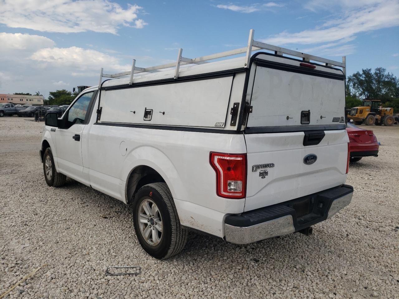 Photo 3 from auction – 2016 FORD F150 with VIN 1FTMF1CF5GKF97134