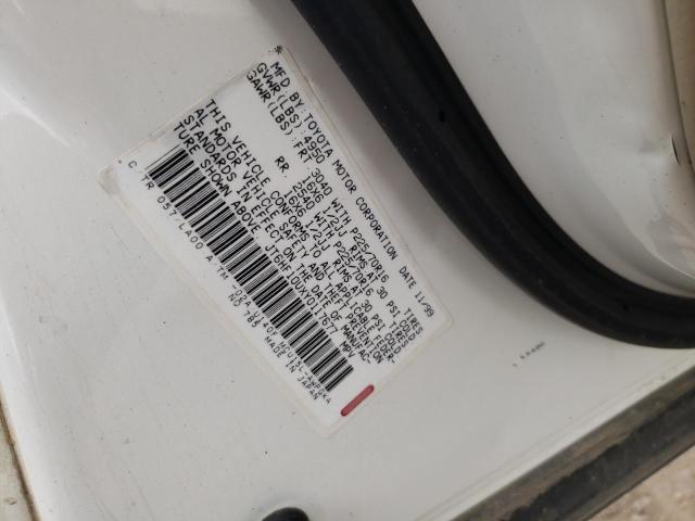 LEXUS RX 300 2000 with VIN JT6HF10UXY0117677 - Photo from auction
