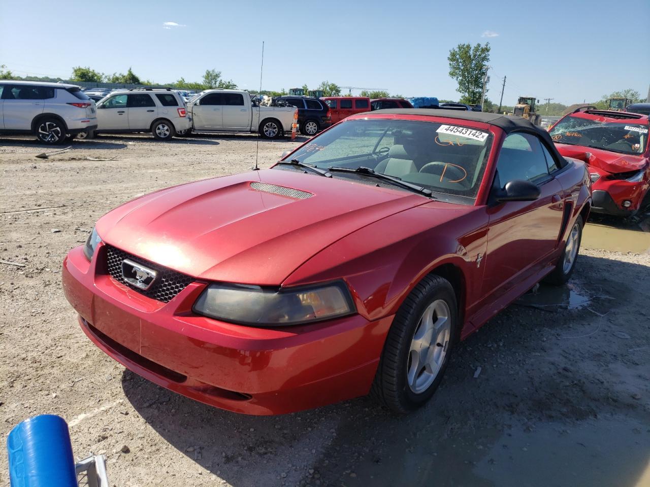 Photo 2 from auction – 2001 FORD MUSTANG with VIN 1FAFP44481F197644