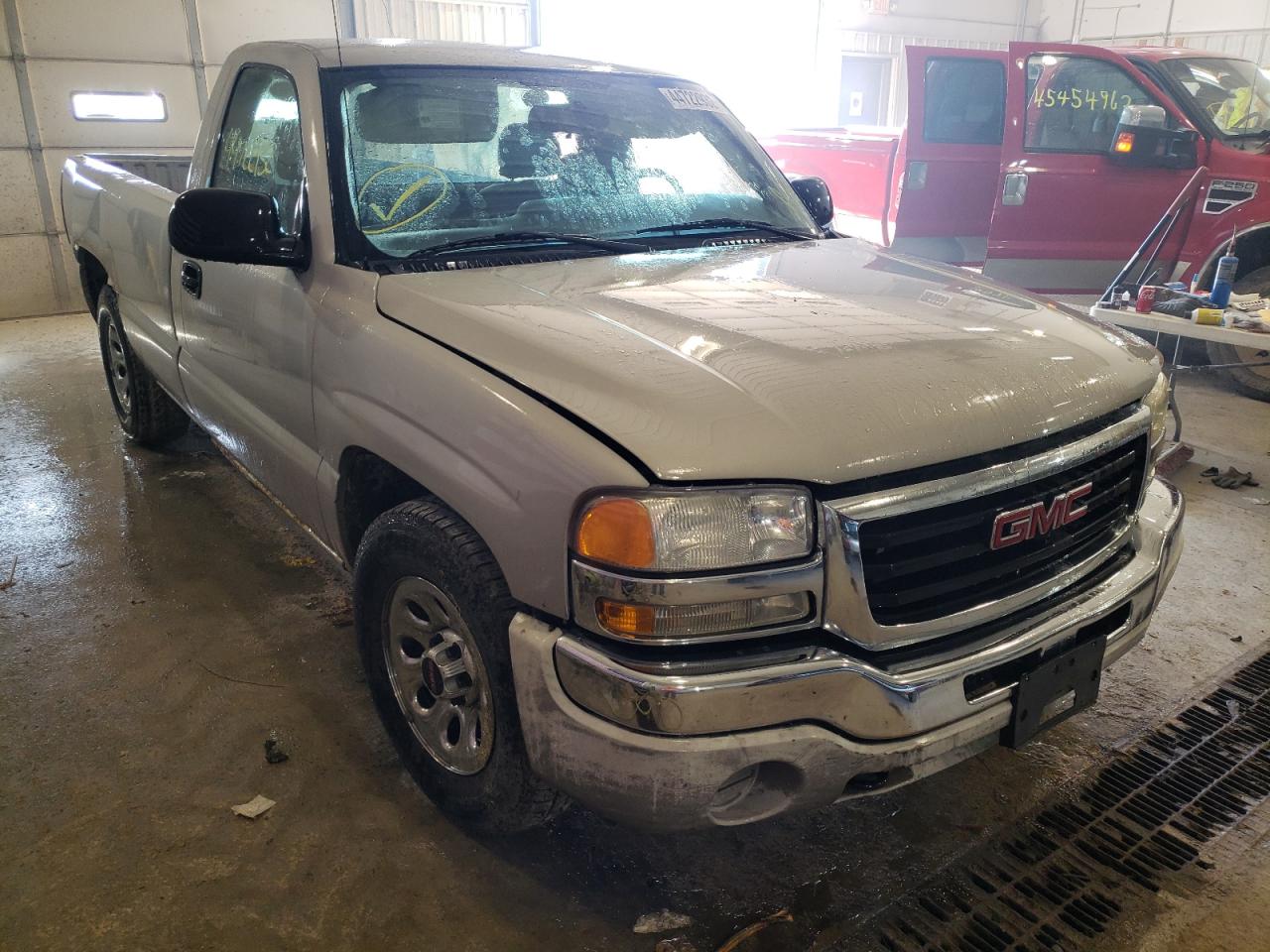 GMC NEW SIERRA 2005 with VIN 1GTEC14V95Z259789 - Photo from auction