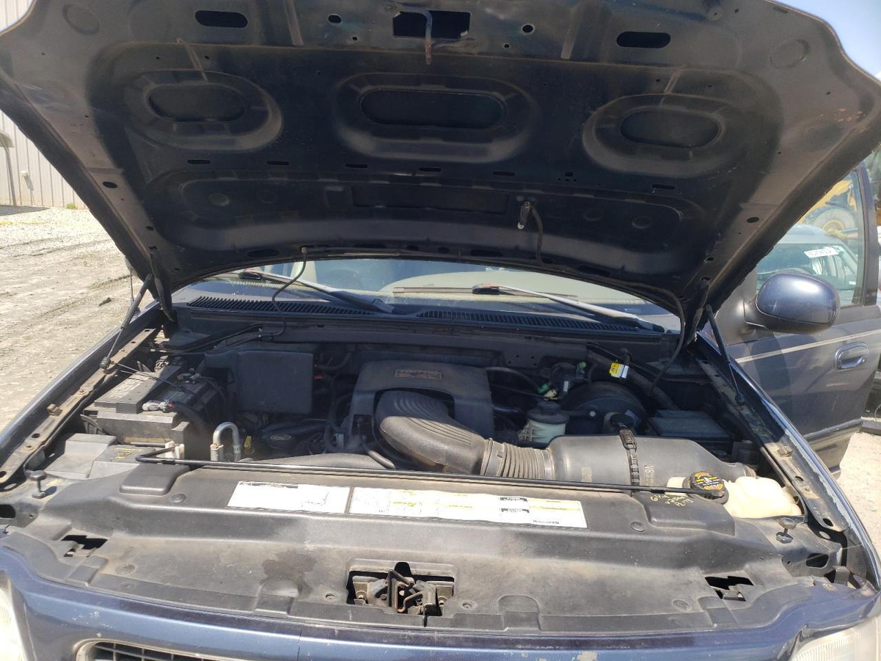 Photo 7 from auction – 1998 FORD EXPEDITION with VIN 1FMPU18L0WLB85127