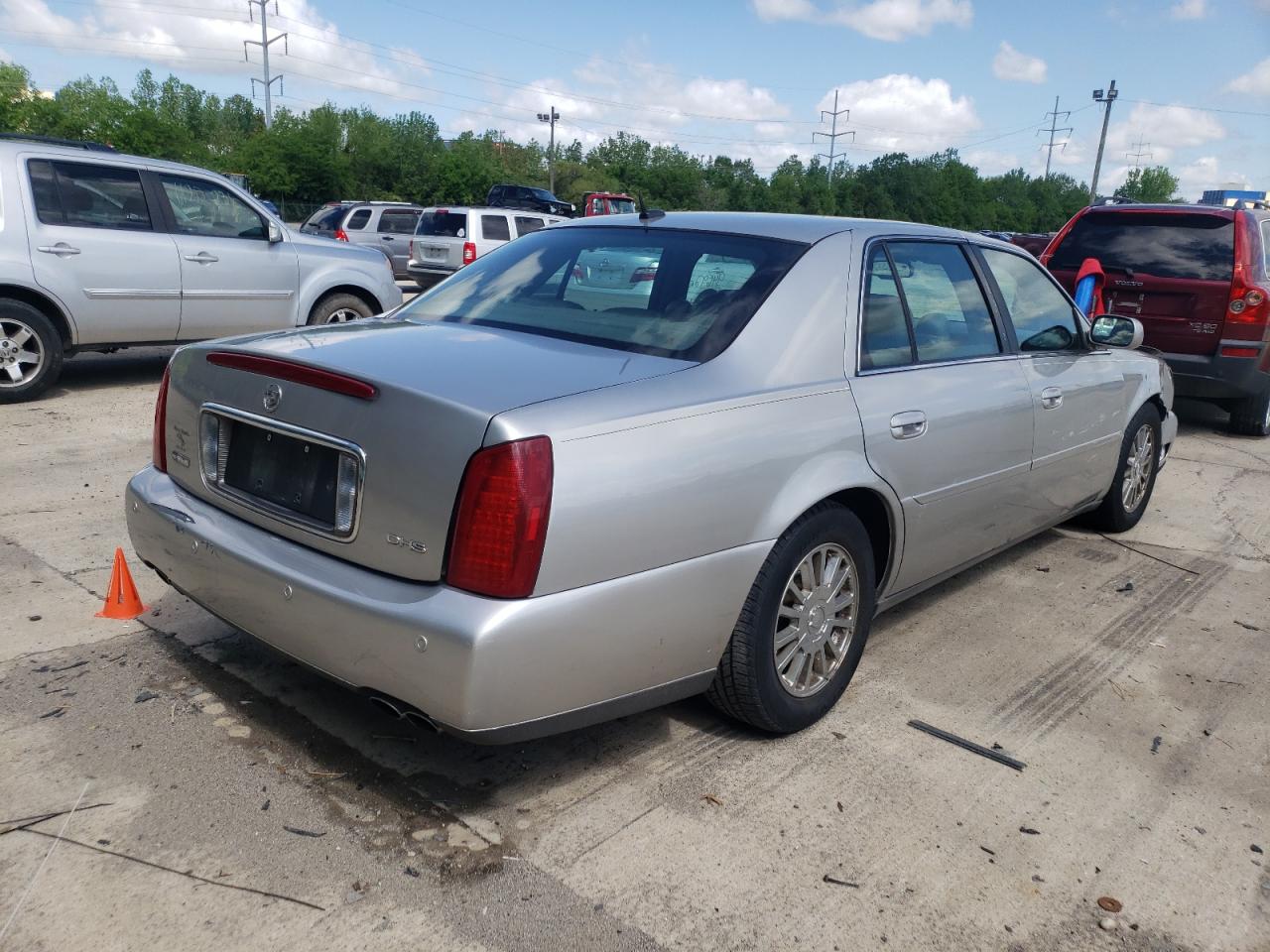Photo 4 from auction – 2005 CADILLAC DEVILLE DH with VIN 1G6KE54Y35U179371