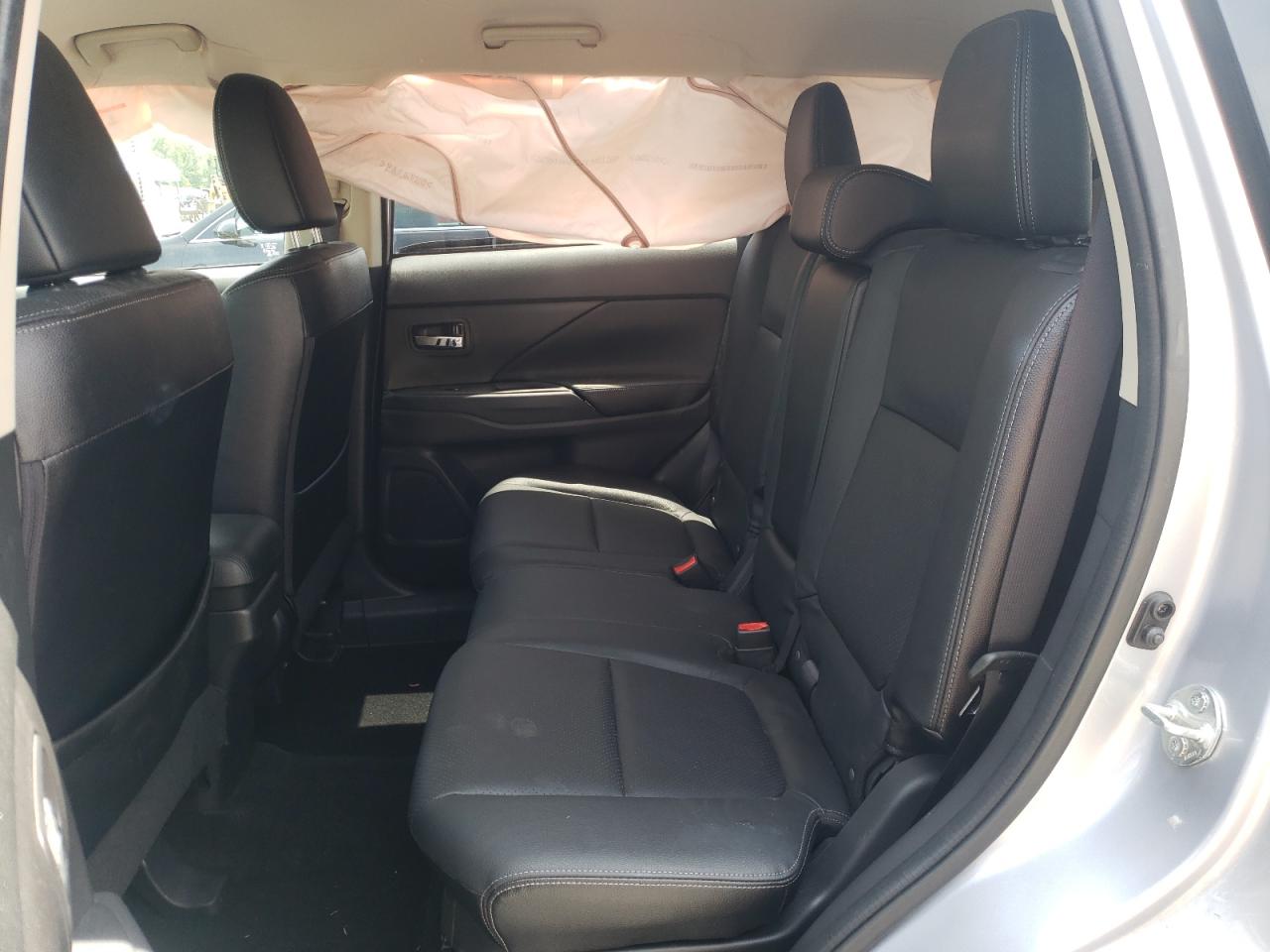 Photo 6 from auction – 2017 MITSUBISHI OUTLANDER with VIN JA4AD3A33HZ066594