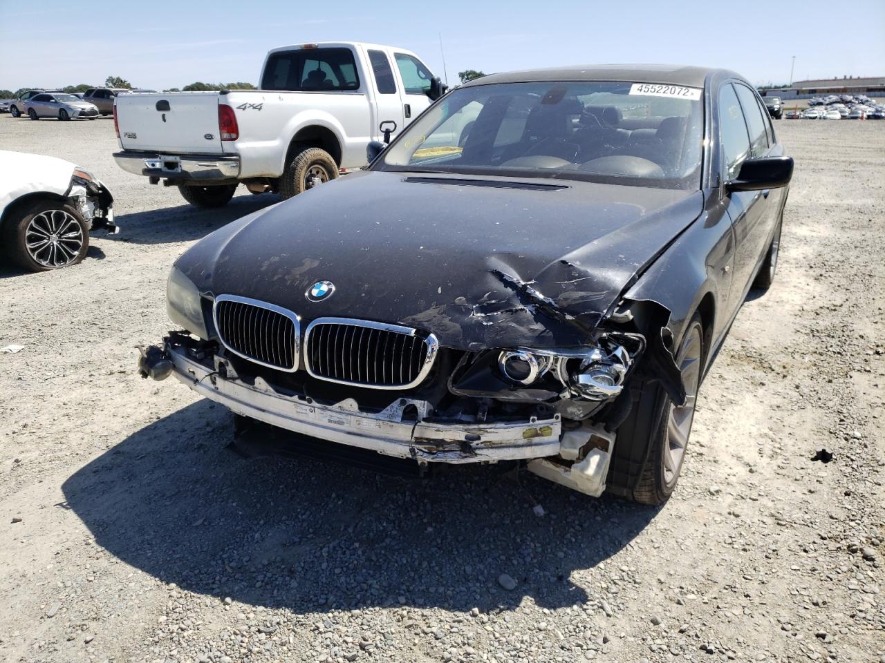 Photo 9 from auction – 2006 BMW 750 LI with VIN WBAHN83516DT31906